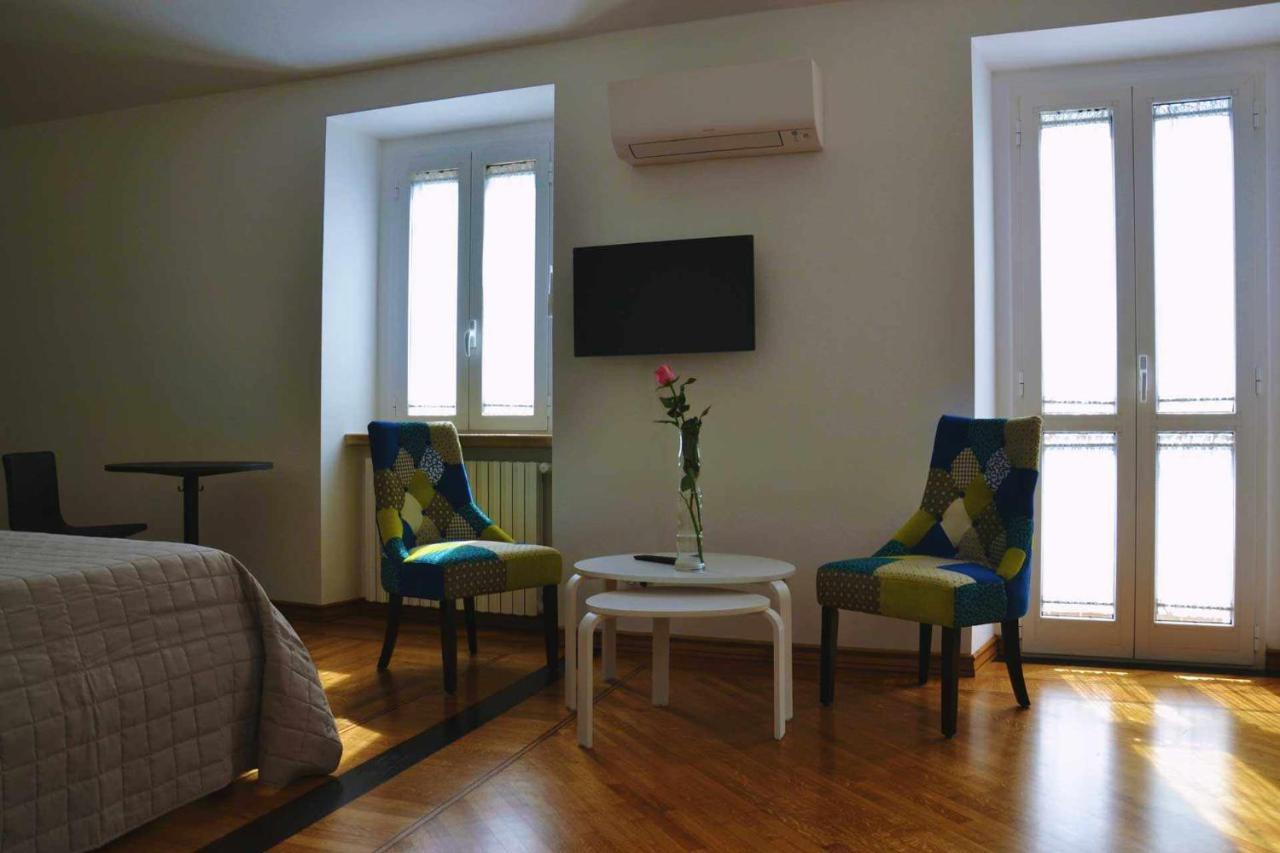 Beb Cornelia Bed and Breakfast Atri Exteriör bild